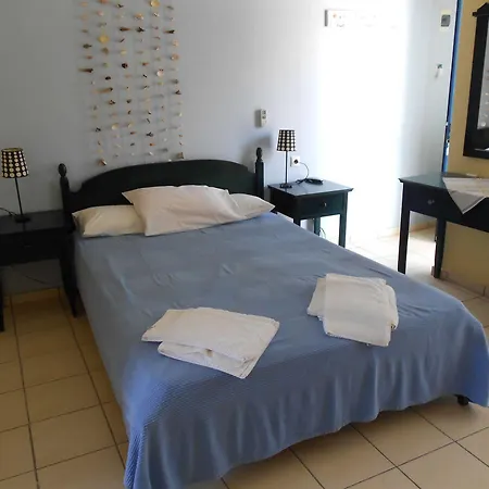 Aggelos 2* Agios Andreas (Messenia)