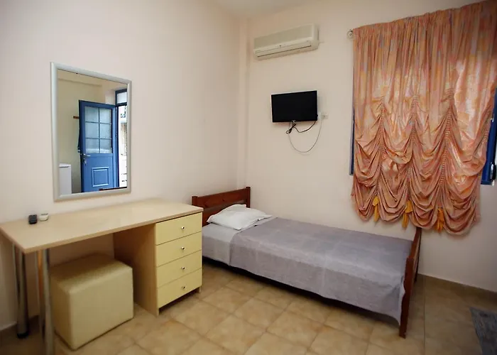 Aggelos 2* Agios Andreas (Messenia)